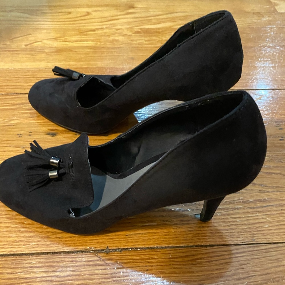 🎉Black Suede Tasseled Pumps